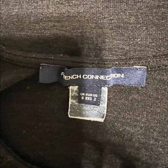 French Connection, fitted dress, size 2 (UK size XXS), shoulders out. - Picture 3 of 4